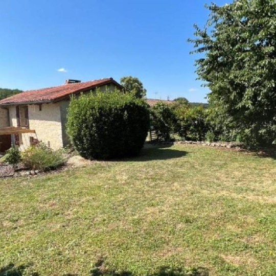  AGENCE TIC RUFFEC : House | NANTEUIL-EN-VALLEE (16700) | 313 m2 | 349 950 € 