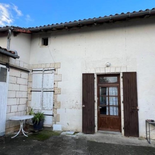  AGENCE TIC RUFFEC : House | CIVRAY (86400) | 90 m2 | 91 400 € 