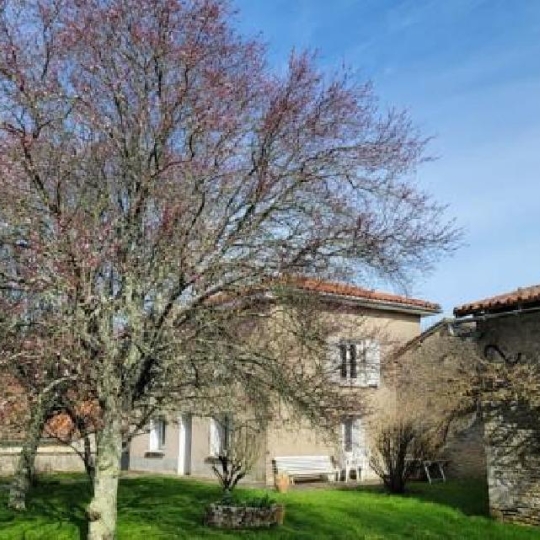  AGENCE TIC RUFFEC : Maison / Villa | CHAMPAGNE-MOUTON (16350) | 111 m2 | 96 774 € 