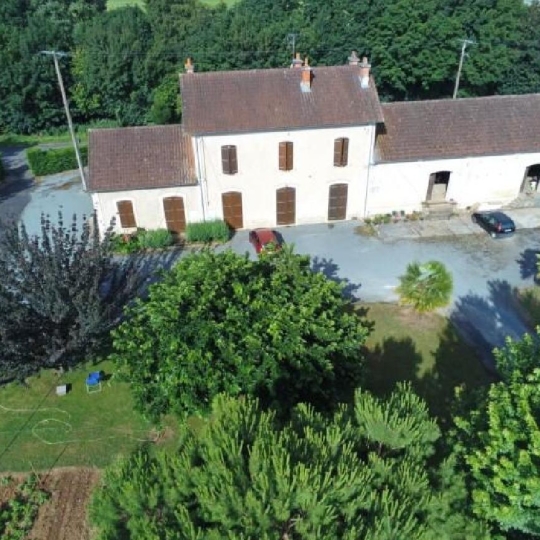  AGENCE TIC RUFFEC : House | VERTEUIL-SUR-CHARENTE (16510) | 220 m2 | 326 300 € 