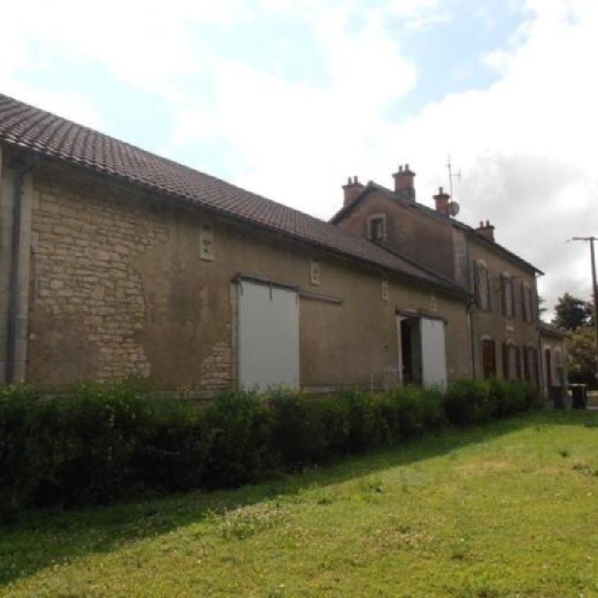  AGENCE TIC RUFFEC : House | VERTEUIL-SUR-CHARENTE (16510) | 220 m2 | 326 300 € 