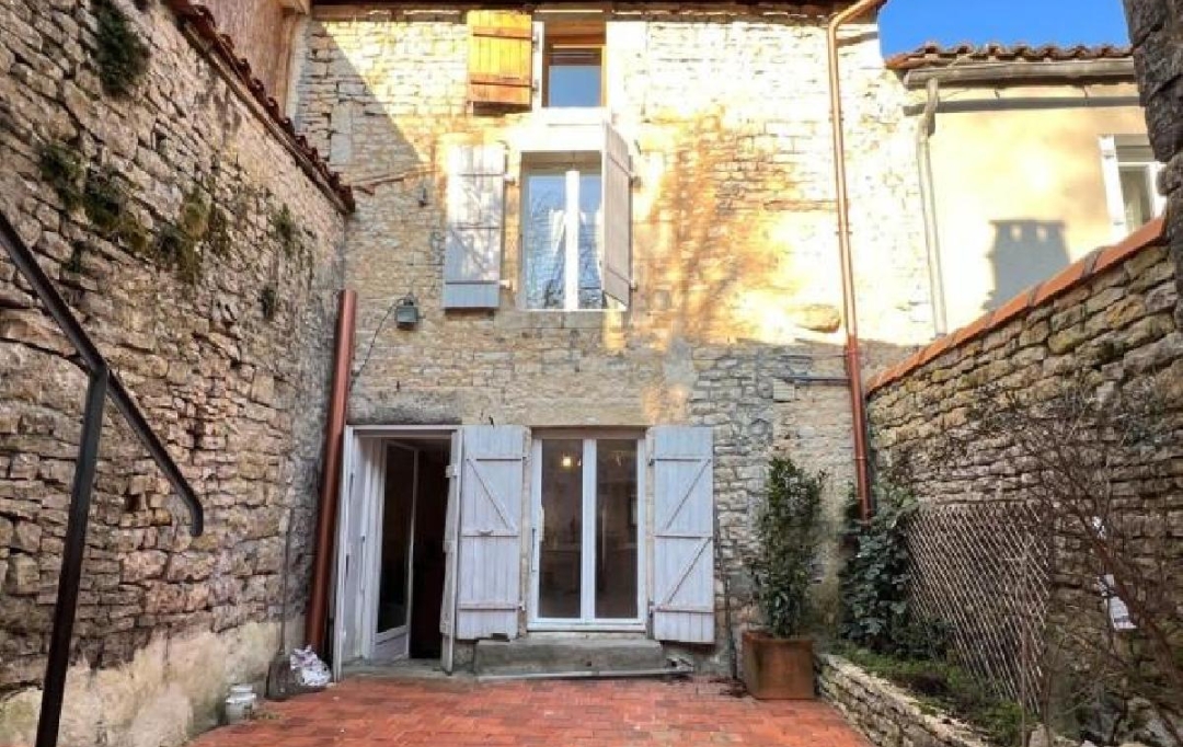 AGENCE TIC RUFFEC : Maison / Villa | VERTEUIL-SUR-CHARENTE (16510) | 135 m2 | 117 200 € 