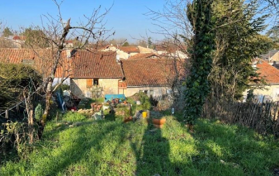 AGENCE TIC RUFFEC : Maison / Villa | VERTEUIL-SUR-CHARENTE (16510) | 135 m2 | 117 200 € 