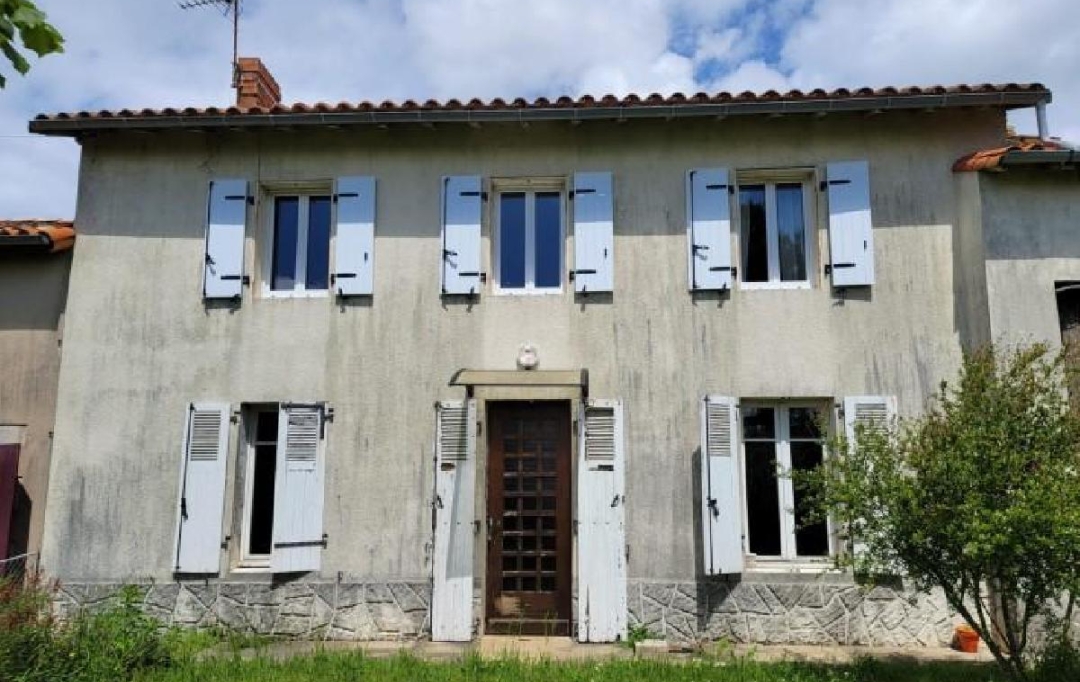 AGENCE TIC RUFFEC : Maison / Villa | SAUZE-VAUSSAIS (79190) | 129 m2 | 117 700 € 