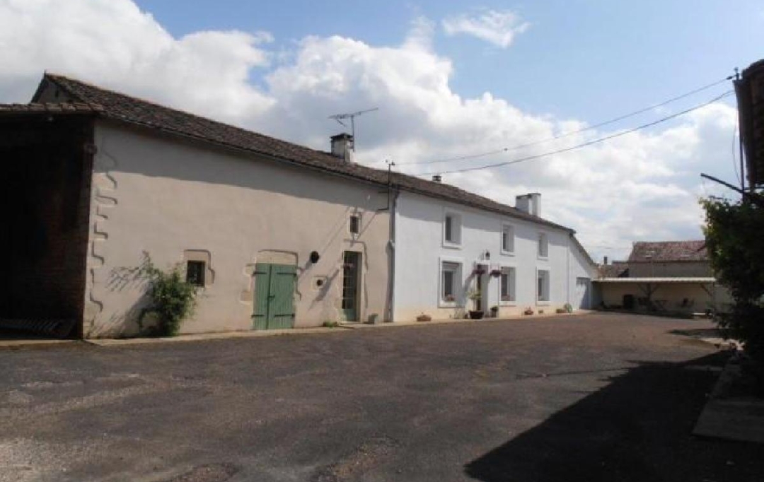 AGENCE TIC RUFFEC : Maison / Villa | SAUZE-VAUSSAIS (79190) | 173 m2 | 223 400 € 