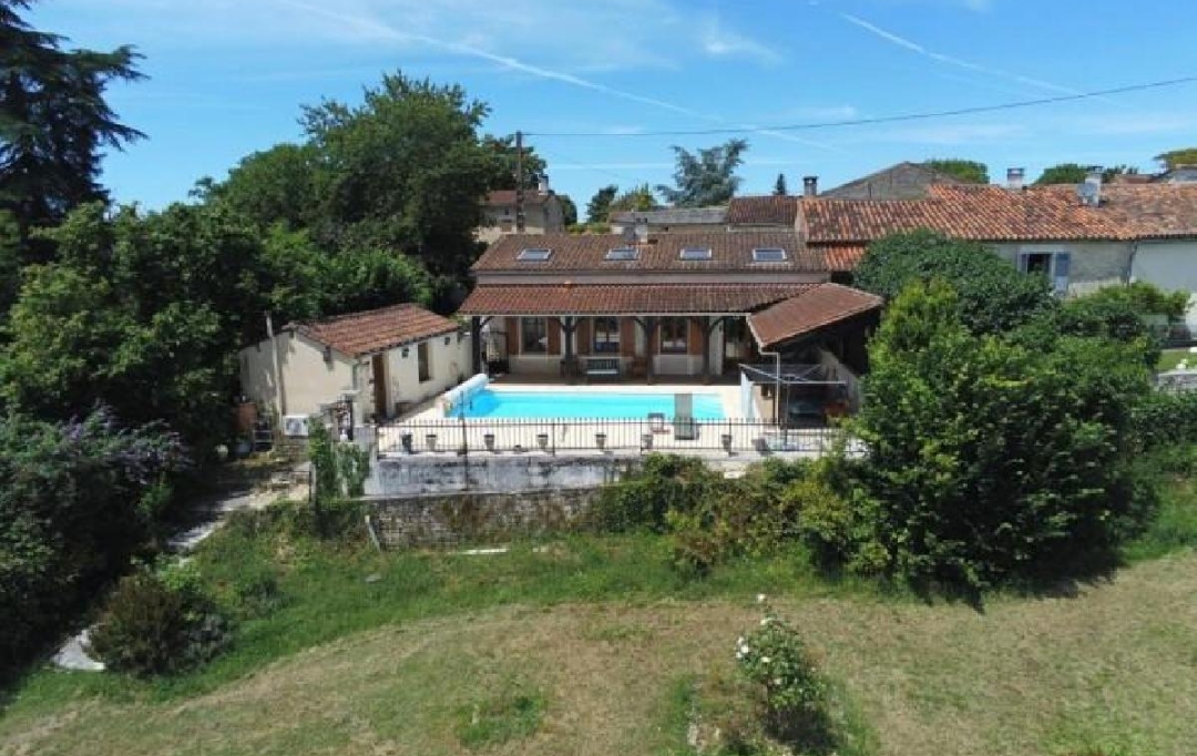 AGENCE TIC RUFFEC : Maison / Villa | MANSLE (16230) | 125 m2 | 208 000 € 