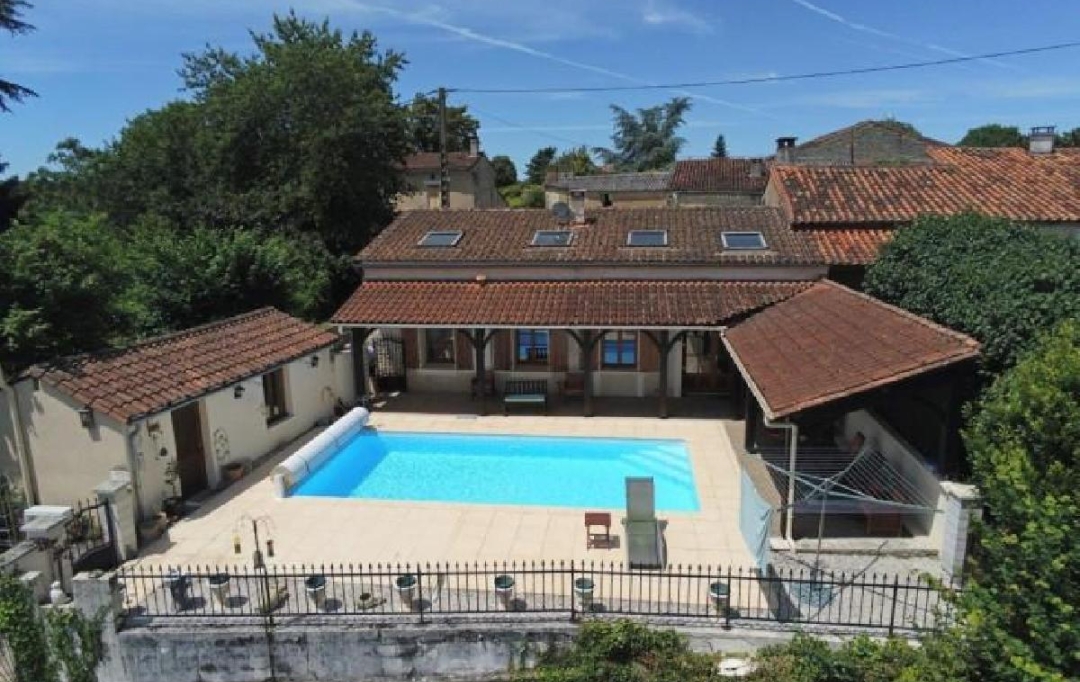 AGENCE TIC RUFFEC : Maison / Villa | MANSLE (16230) | 125 m2 | 208 000 € 