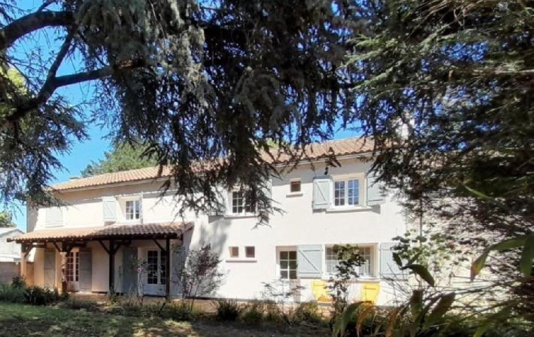 AGENCE TIC RUFFEC : Maison / Villa | BLANZAY (86400) | 162 m2 | 255 000 € 