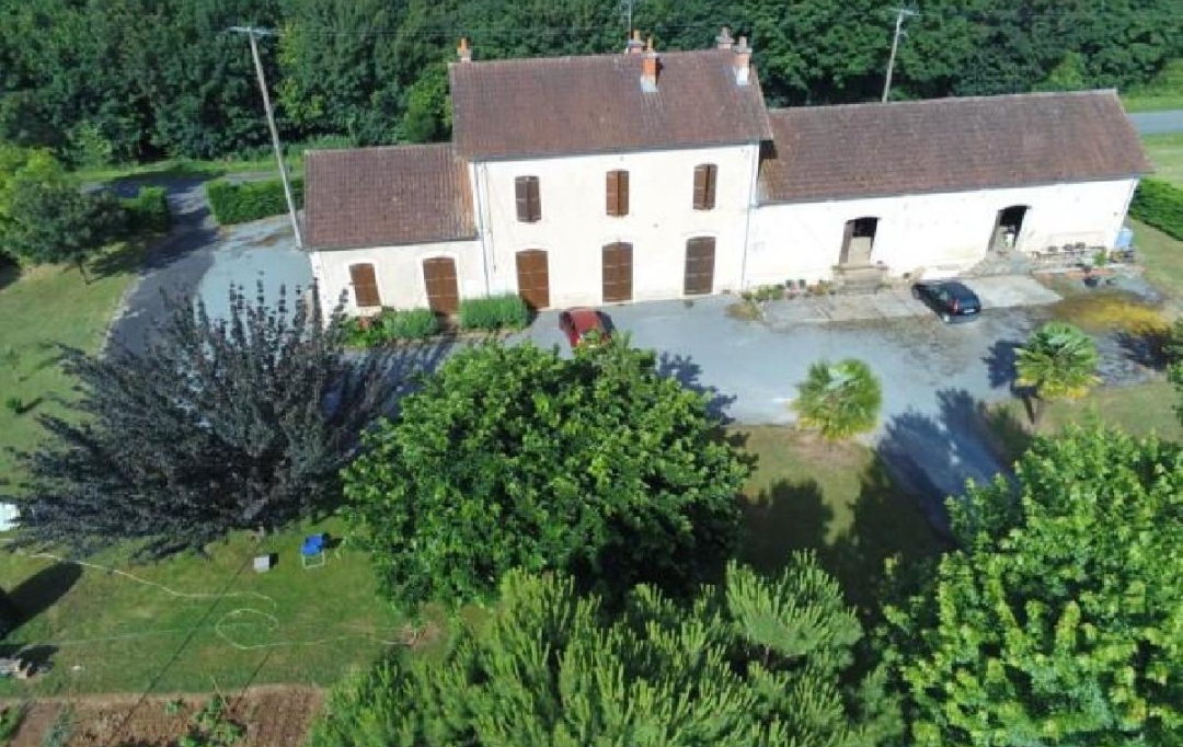 AGENCE TIC RUFFEC : Maison / Villa | VERTEUIL-SUR-CHARENTE (16510) | 220 m2 | 326 300 € 