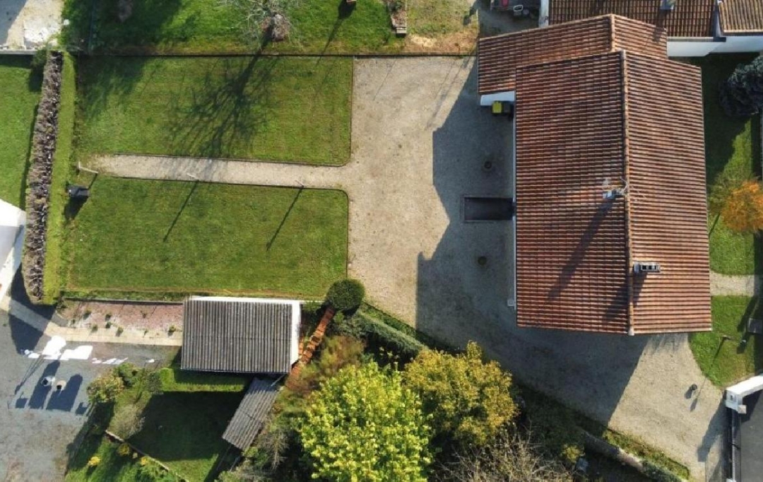 AGENCE TIC RUFFEC : House | RUFFEC (16700) | 114 m2 | 154 250 € 