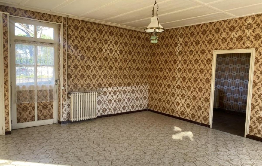 AGENCE TIC RUFFEC : Maison / Villa | NANTEUIL-EN-VALLEE (16700) | 154 m2 | 159 500 € 