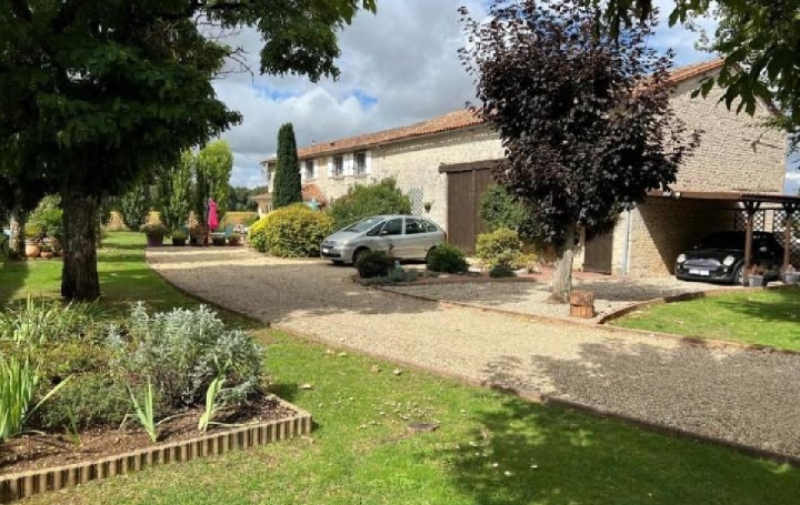 Maison   VILLEFAGNAN  174 m2 249 950 € 