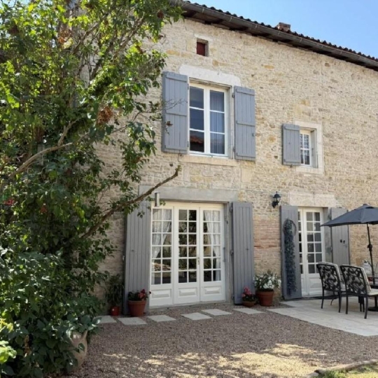 AGENCE TIC RUFFEC : Maison / Villa | CHAMPAGNE-MOUTON (16350) | 170.00m2 | 178 200 € AGENCE TIC RUFFEC : Maison / Villa | CHAMPAGNE-MOUTON (16350) | 170.00m2 | 178 200 €